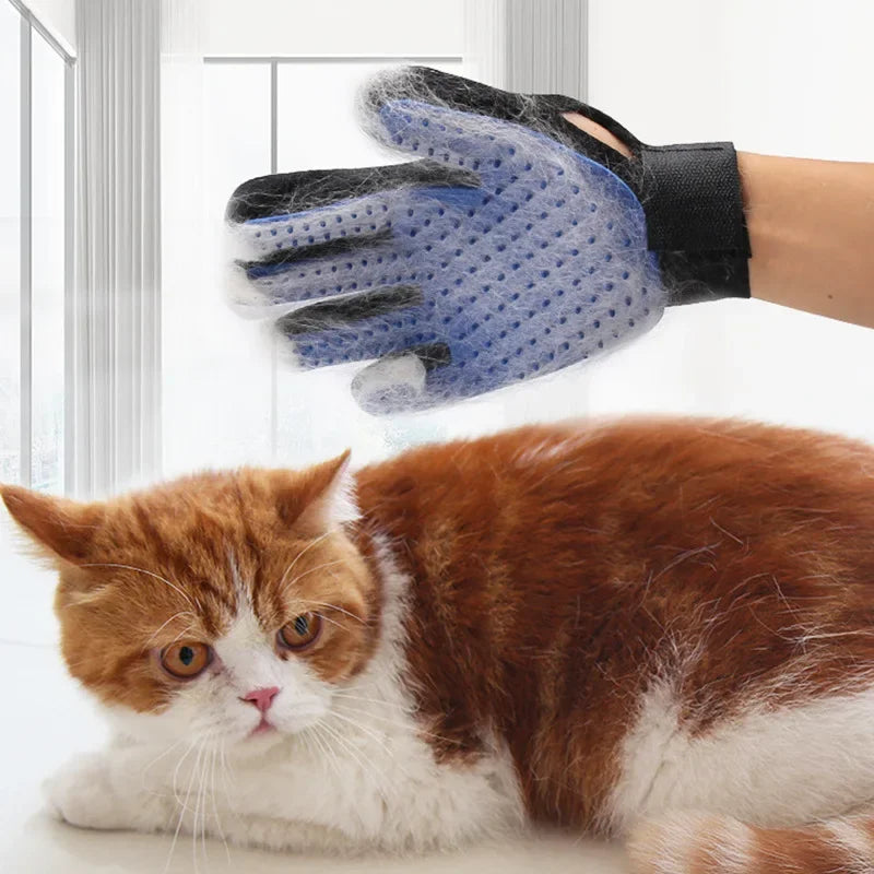 Silicone Pet Gloves Cat Dog Hair Removal - Petunia Woof